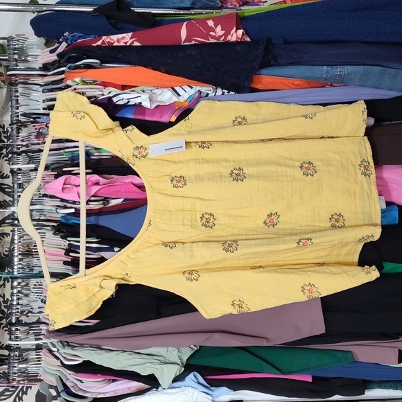 NWT Sonoma Plus Size Summer Ruffle Strap Top - Picture 2 of 8